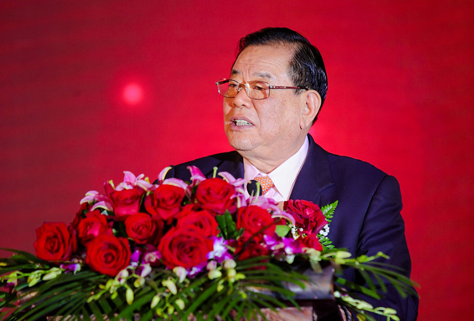德業(yè)人將用心堅(jiān)守使命,<br>為實(shí)現(xiàn)夢(mèng)想不懼櫛風(fēng)沐雨、砥礪前行。